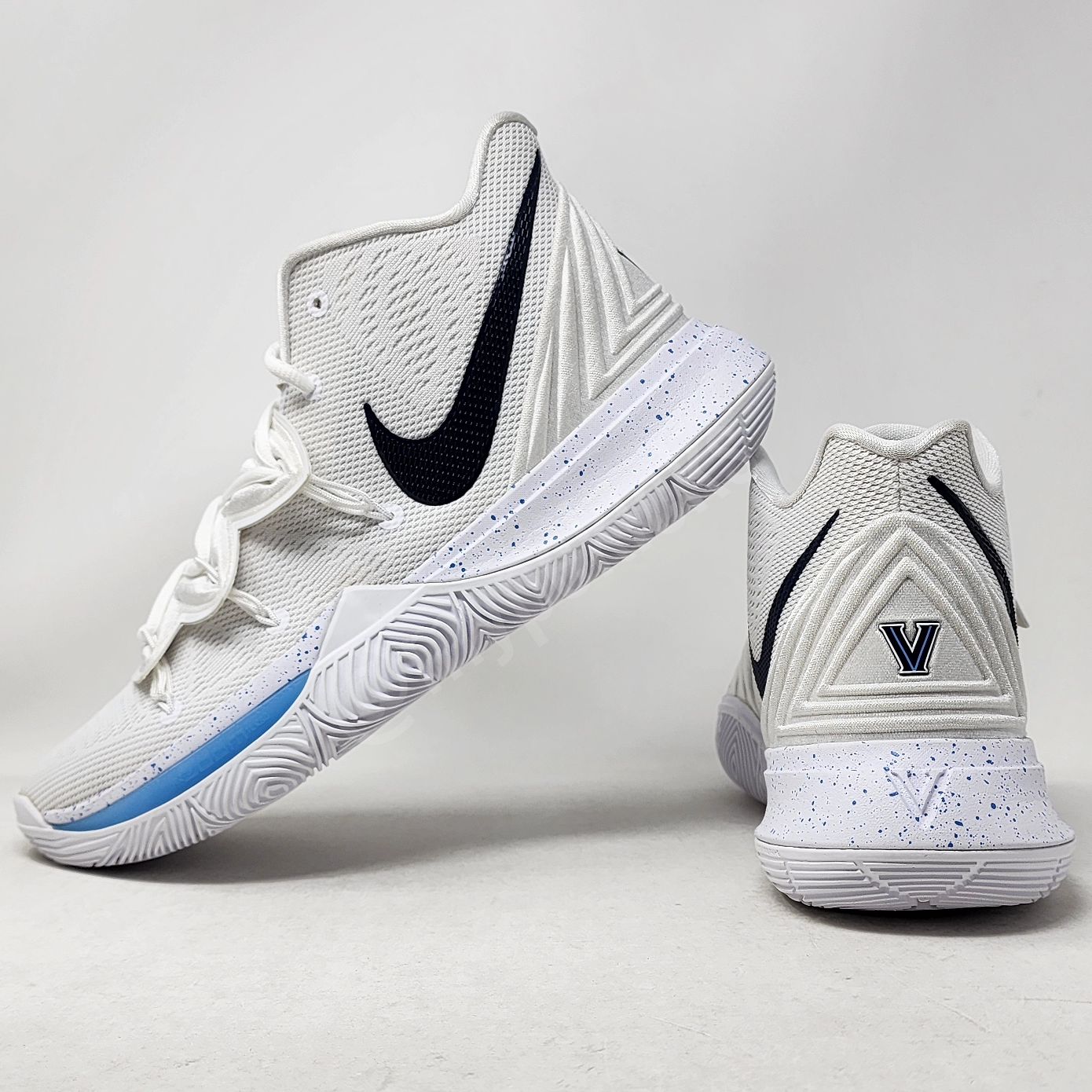 Nike Kyrie 5 - Villanova Wildcats PE