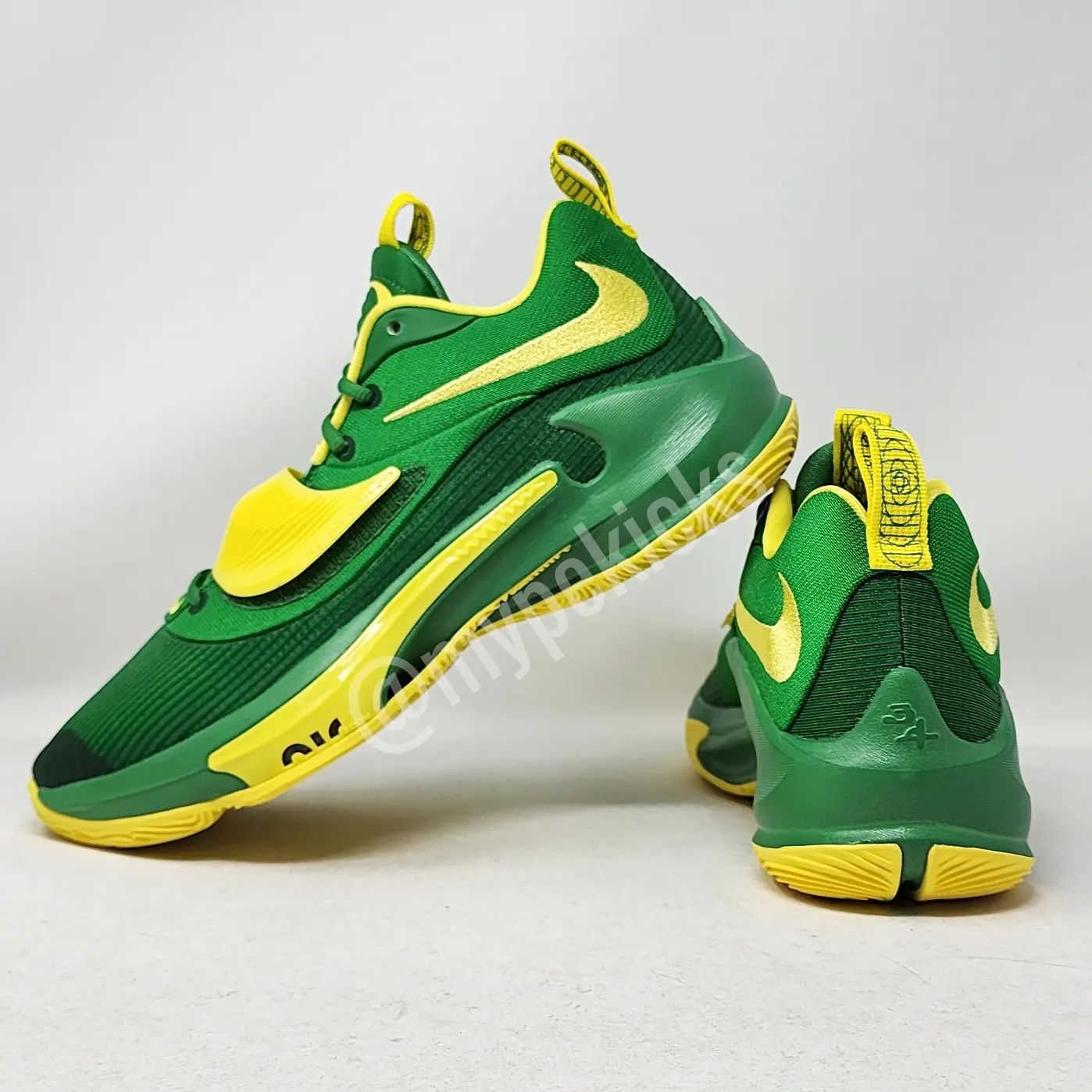 Nike Freak 3 - Oregon Ducks PE