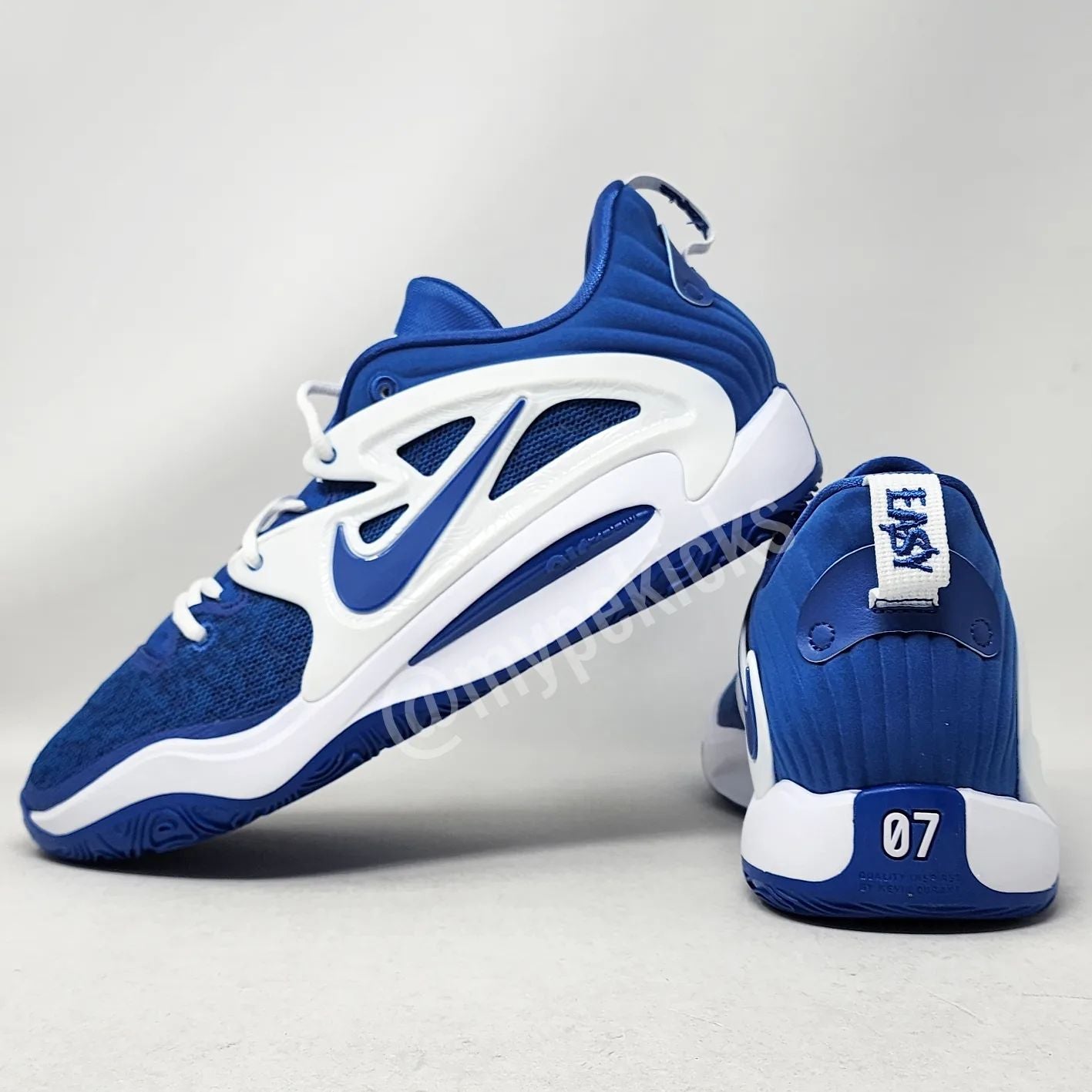 Nike KD 15 - Kentucky Wildcats PE