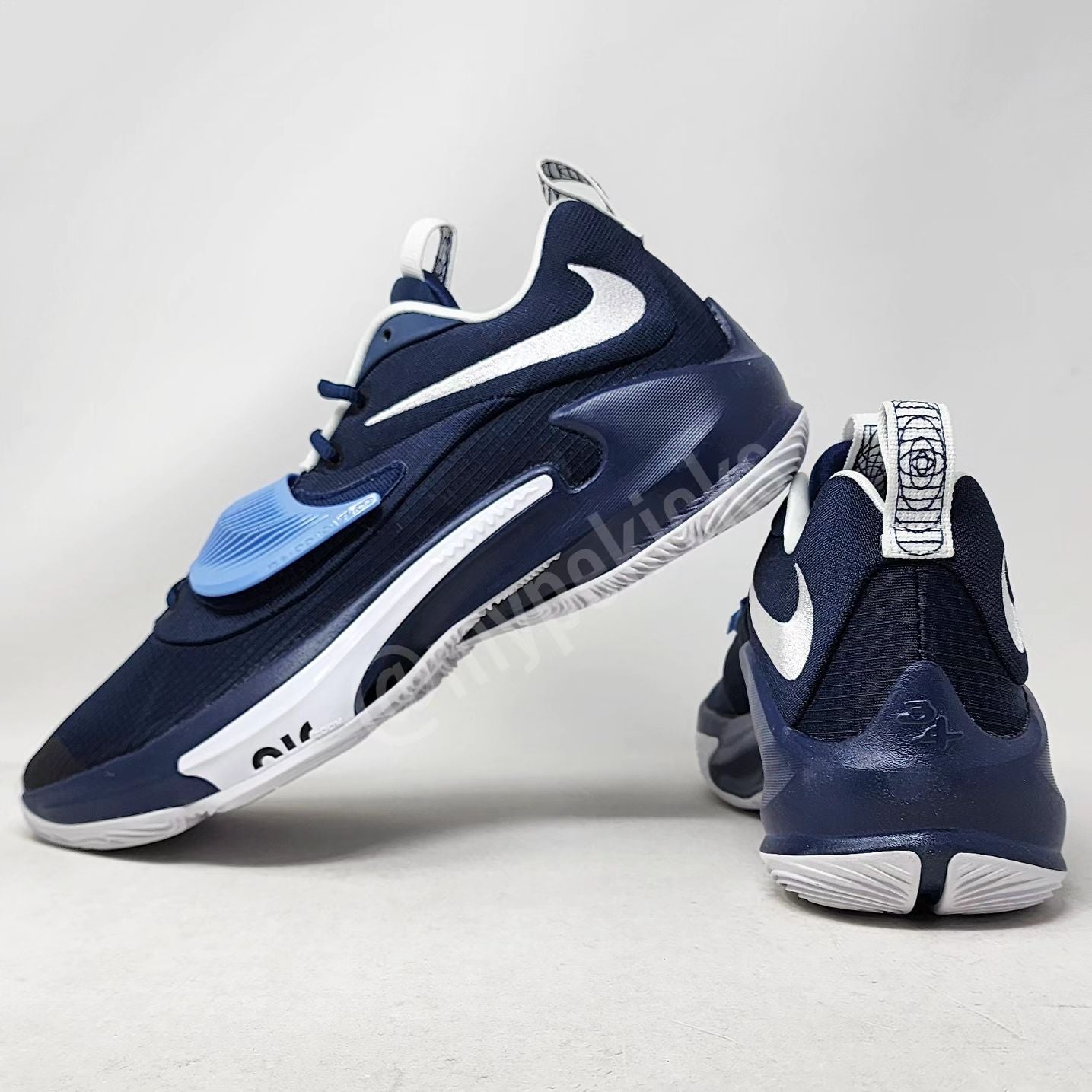 Nike Zoom Freak 3 - Villanova Wildcats PE