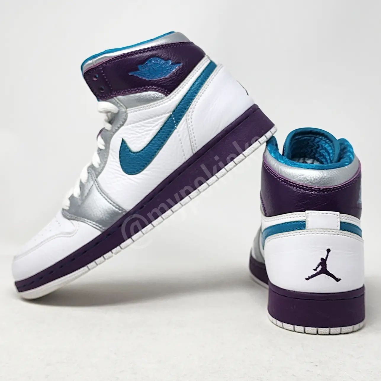 Air Jordan 01 Retro High OG - Charlotte Hornets PE