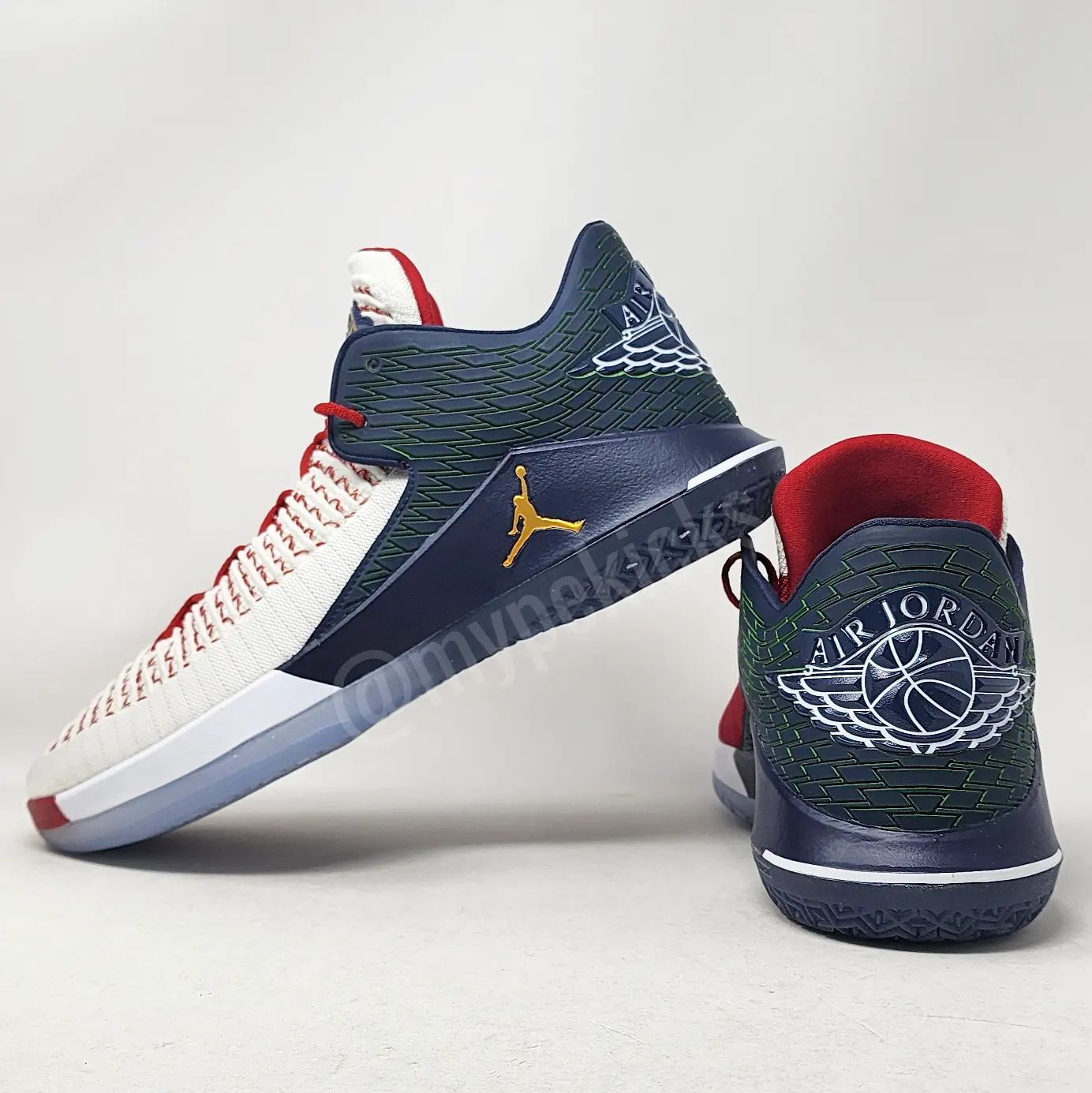 Air Jordan 32 Low - Jimmy Butler Minnesota Timberwolves PE