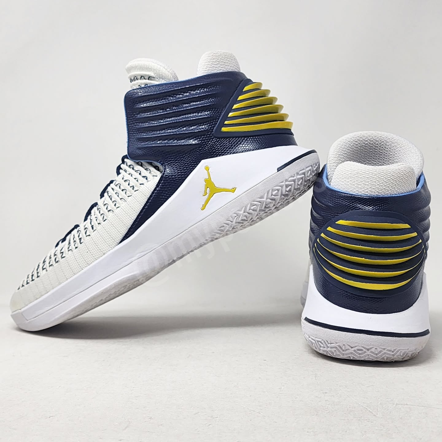 AJ 16 Retro - 康利灰熊队 PE