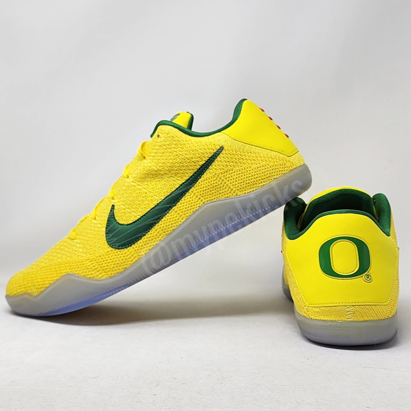 Nike Kobe 11 Elite Low - Oregon Ducks PE