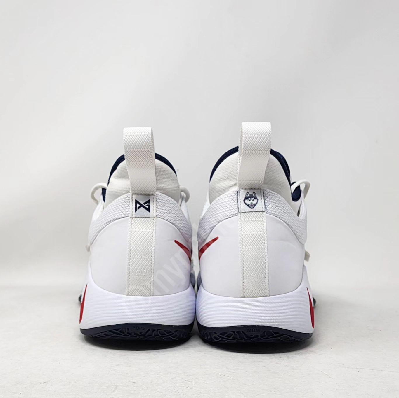 Nike PG 2.5 - UConn Huskies PE