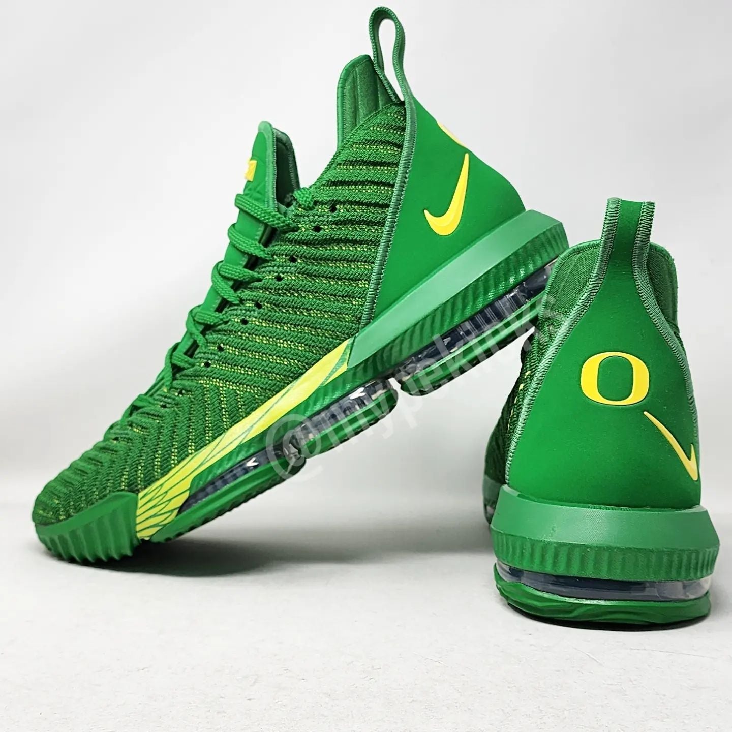 Nike LeBron 16 - Oregon Ducks PE