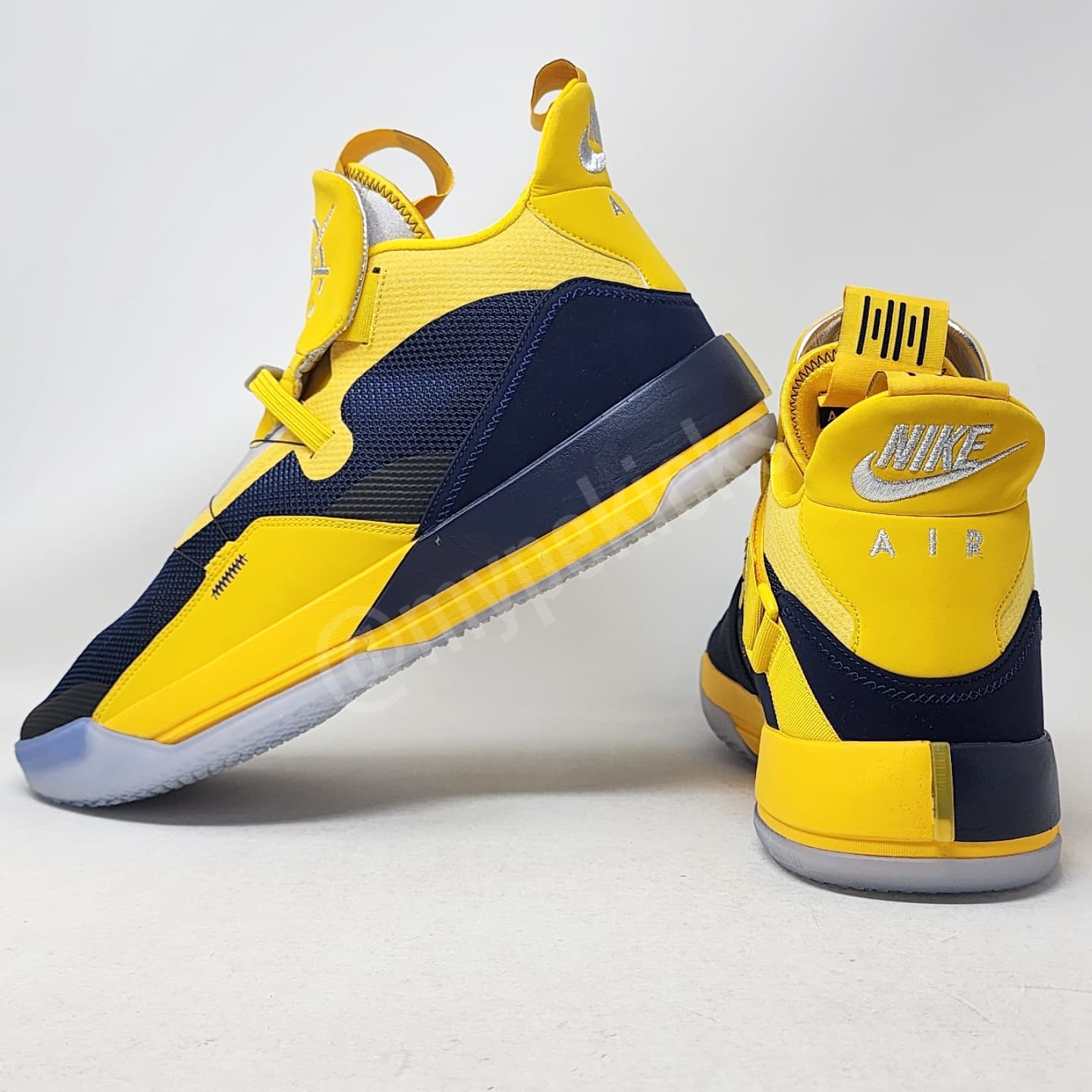 Air Jordan 33 - Victor Oladipo Indiana Pacers PE