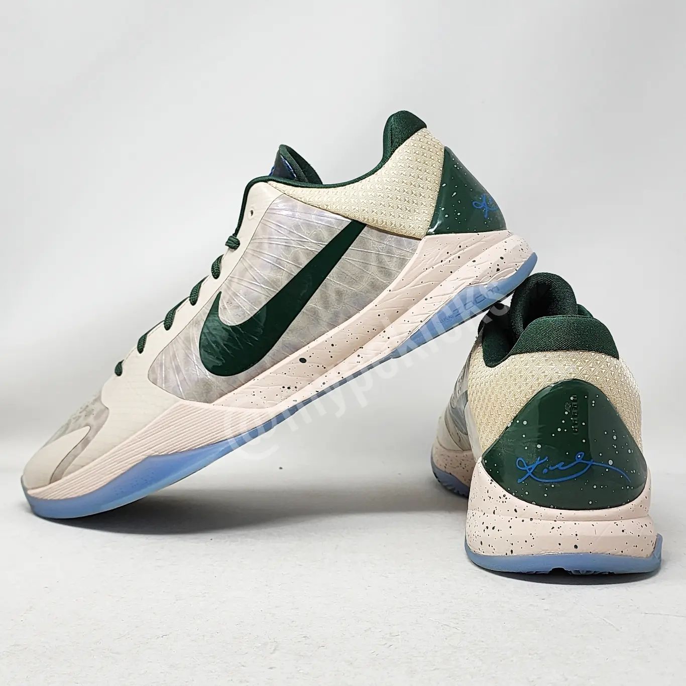 Nike Kobe 5 Protro - Khris Middleton Milwaukee Bucks PE