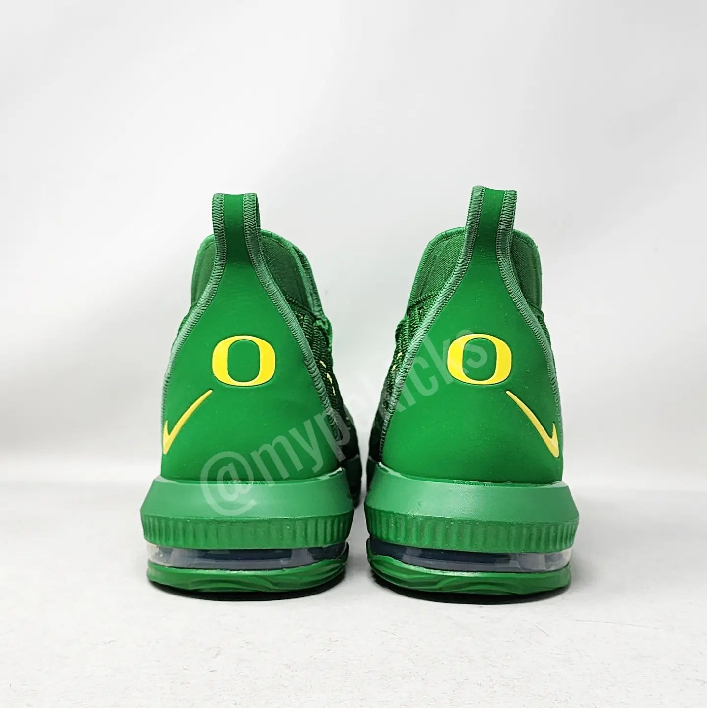 Nike LeBron 16 - Oregon Ducks PE