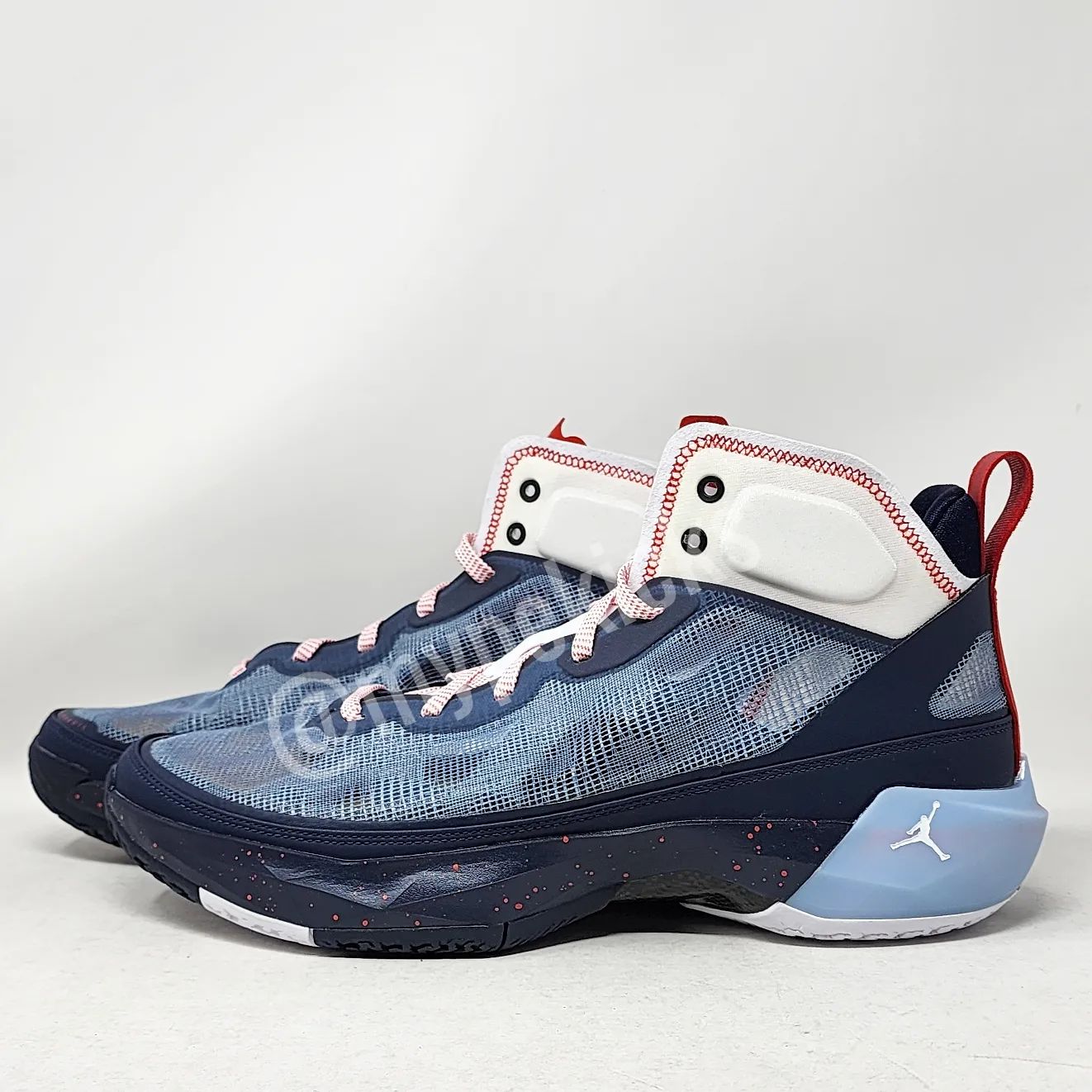 Air Jordan 37 - Howard Bisons PE
