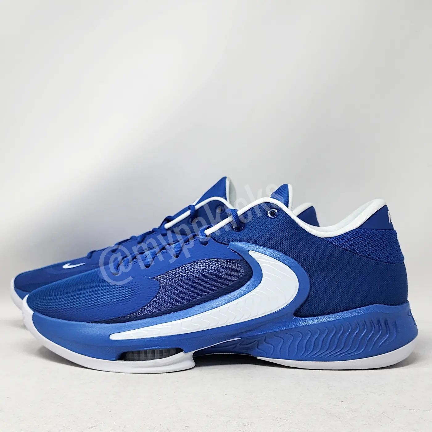 Nike Zoom Freak 4 - Kentucky Wildcats PE