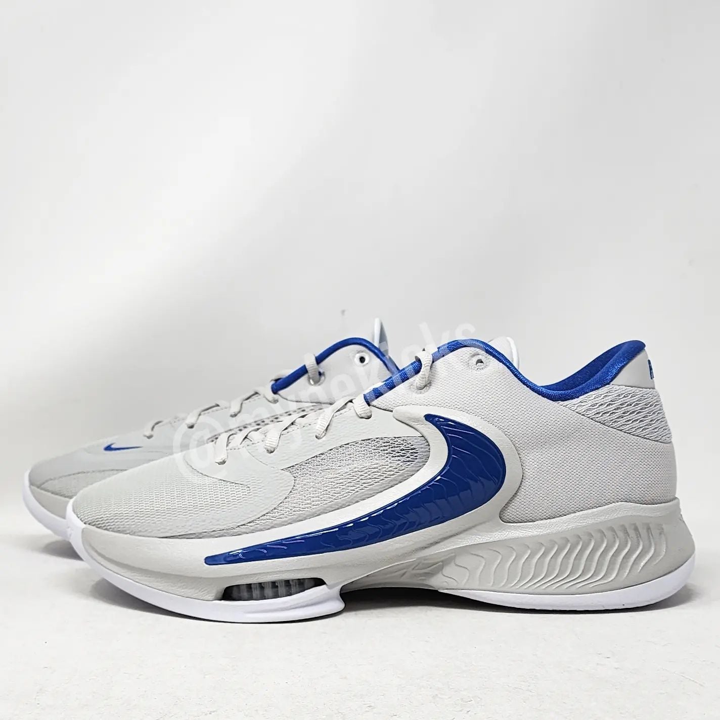 Nike Zoom Freak 4 - Kentucky Wildcats PE