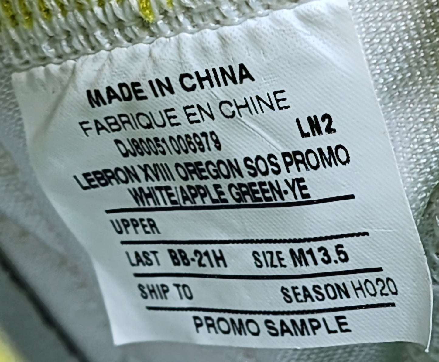 Nike LeBron 18 - Oregon Ducks PE
