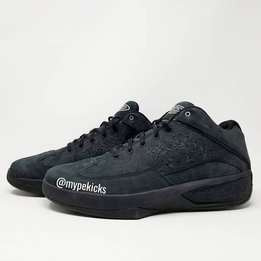 Jordan 2'Smooth - Mike Bibby Knicks PE