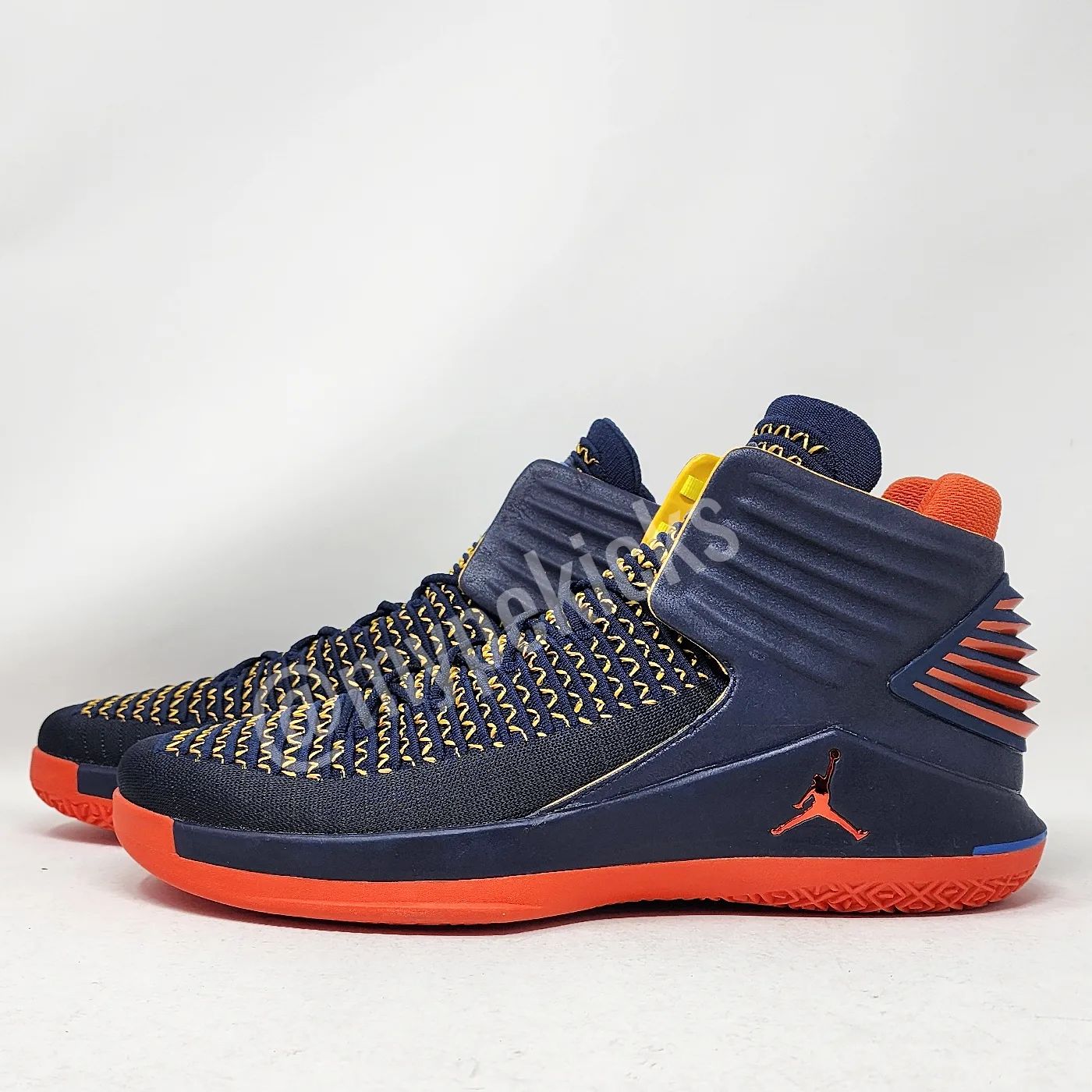 Air Jordan 32 - Carmelo Anthony Oklahoma City Thunder PE