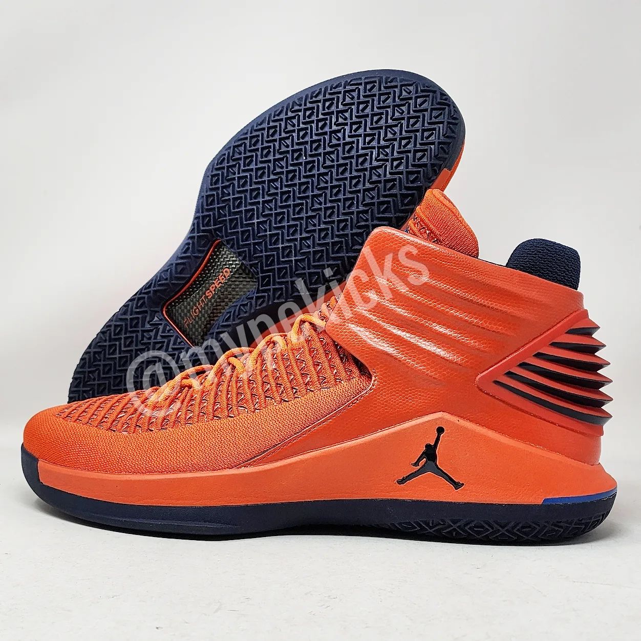 Air Jordan 32 - Carmelo Anthony Oklahoma City Thunder PE