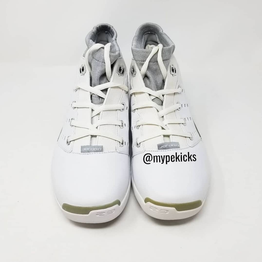 Air Jordan 17 Low - Mike Bibby Sacramento Kings PE