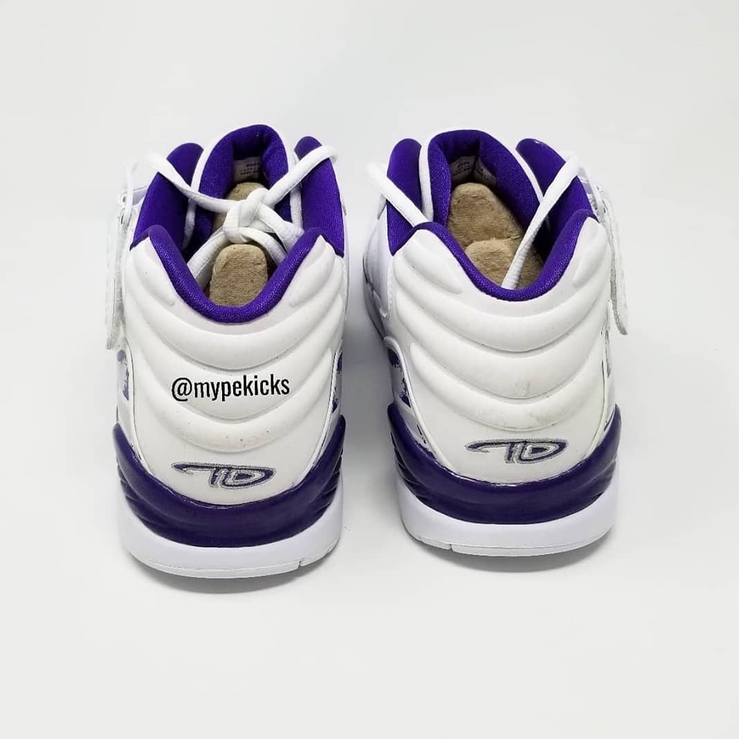 Air Jordan 08 Retro Low - Mike Bibby Sacramento Kings PE