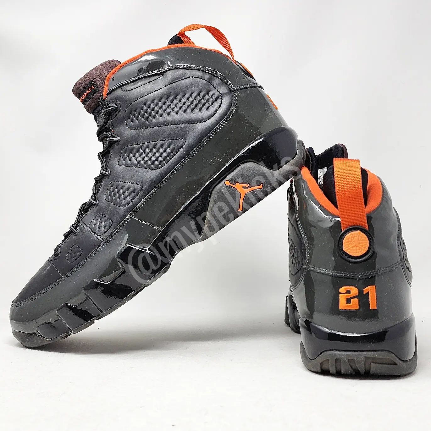 Air Jordan 09 Retro - Darius Miles Cleveland Cavaliers PE