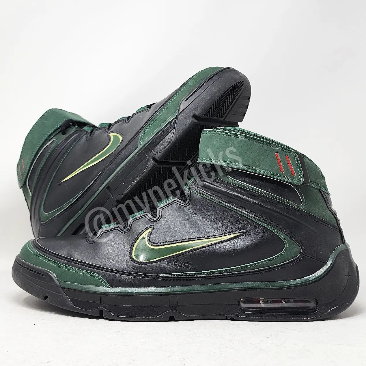 Nike Air Closer II - Michael Redd Milwaukee Bucks PE