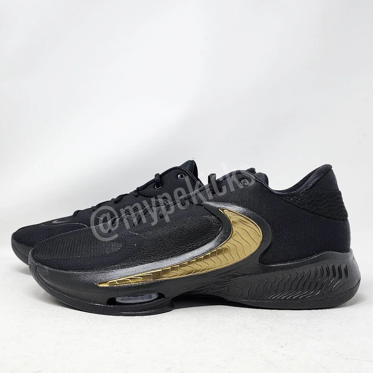 Nike Freak 4 - PK85 Phil Knight Invitational PE