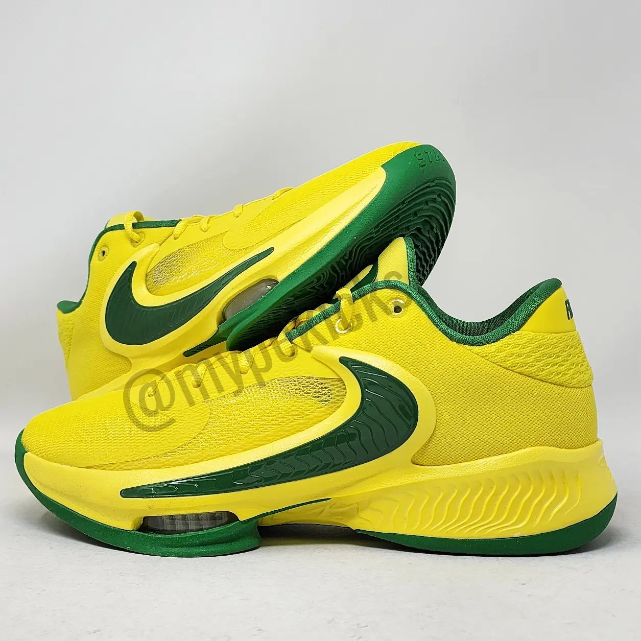 Nike Freak 4 - Oregon Ducks PE