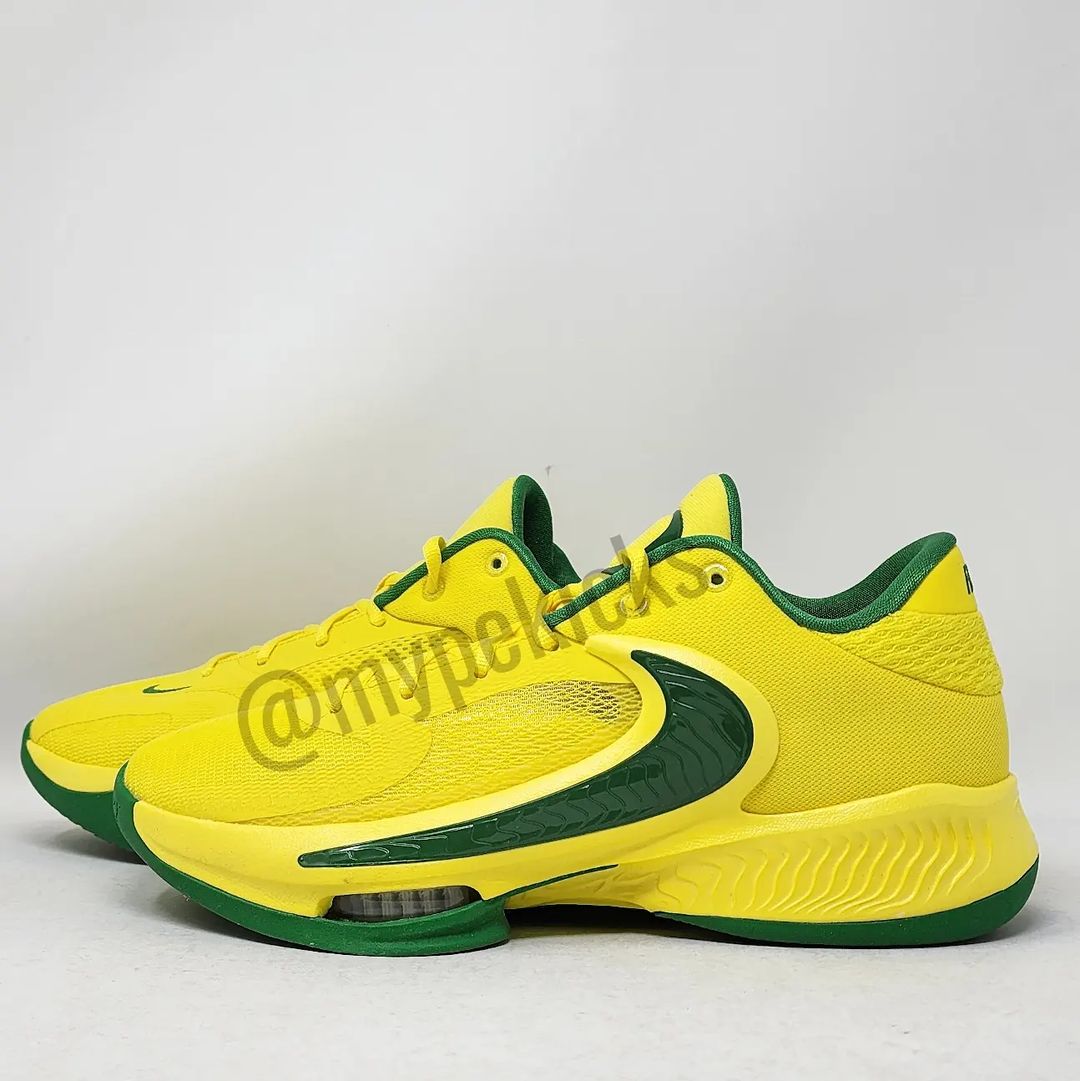 Nike Freak 4 - Oregon Ducks PE