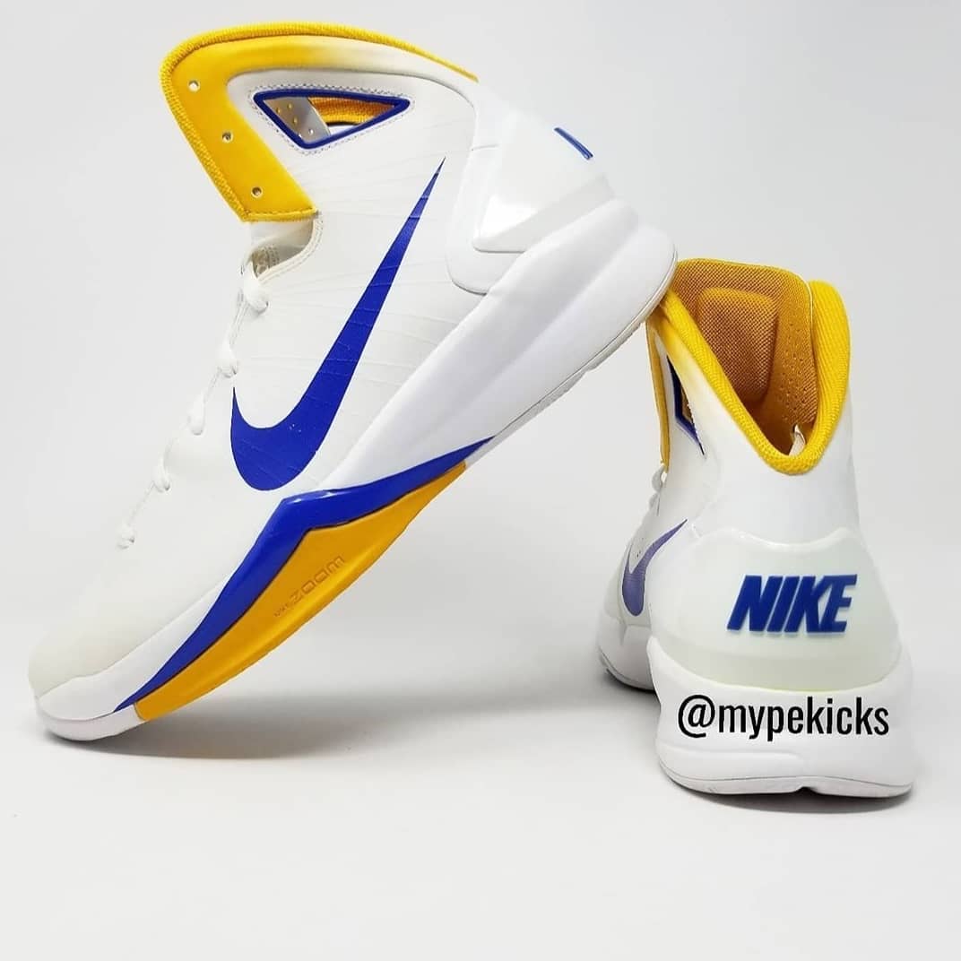 Nike Hyperdunk 2010 - Stephen Curry Golden State Warriors PE