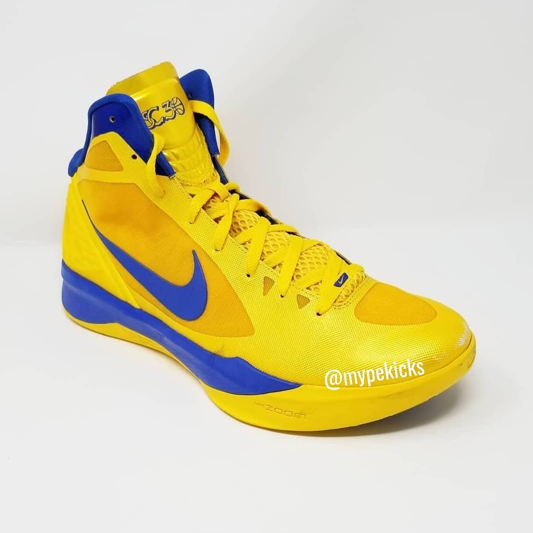 Nike Hyperdunk 2011 - Stephen Curry Warriors PE