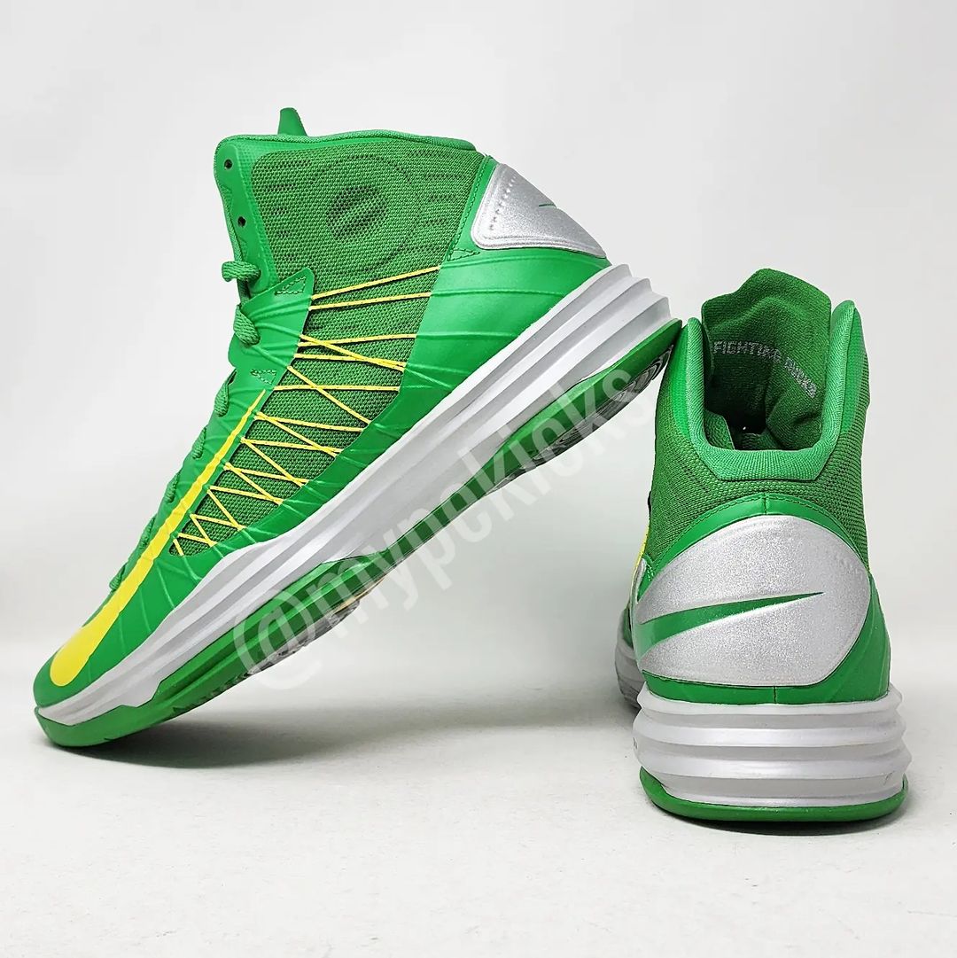 Nike Hyperdunk 2012 - Oregon Ducks PE
