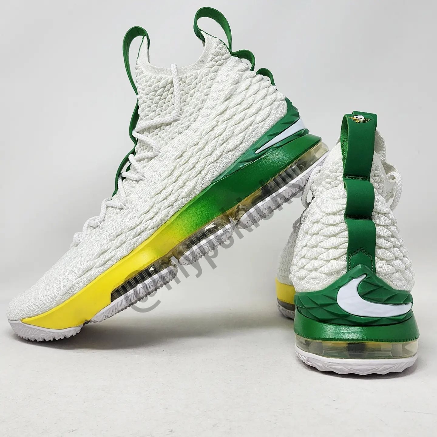 Nike LeBron 15 - Oregon Ducks PE