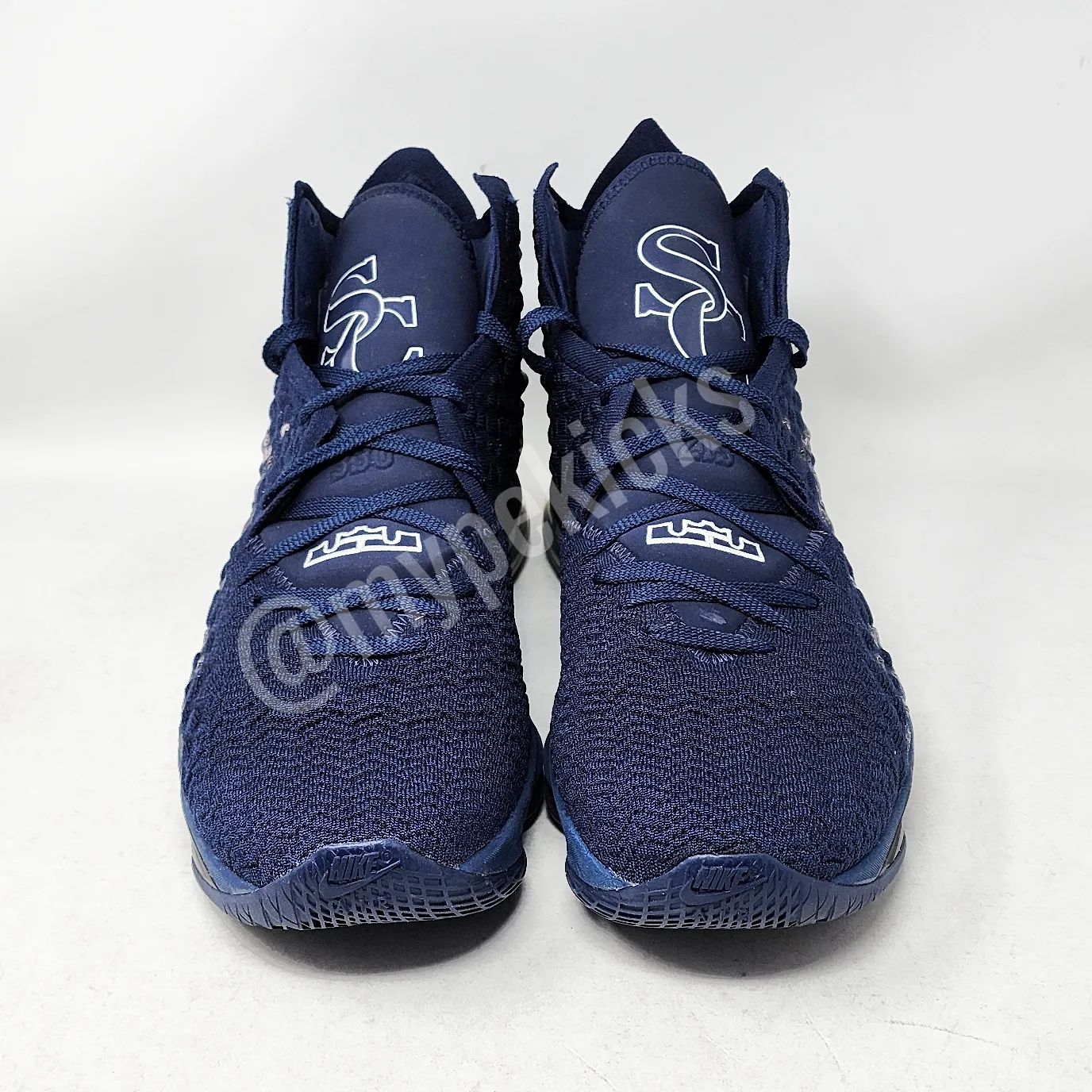 Nike LeBron 17 - Sierra Canyon HS Trailblazers PE