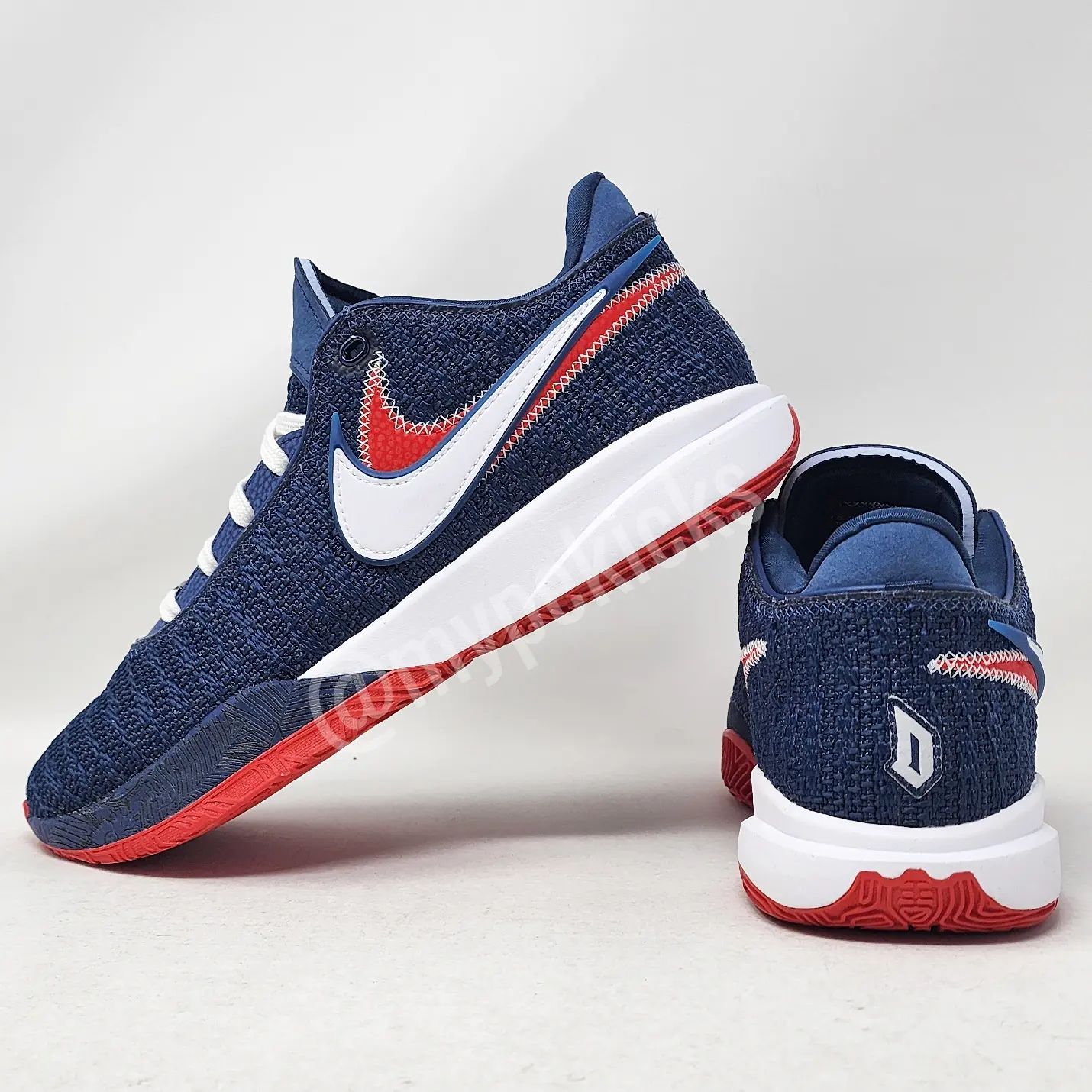 Nike LeBron 20 - Duquesne Dukes PE