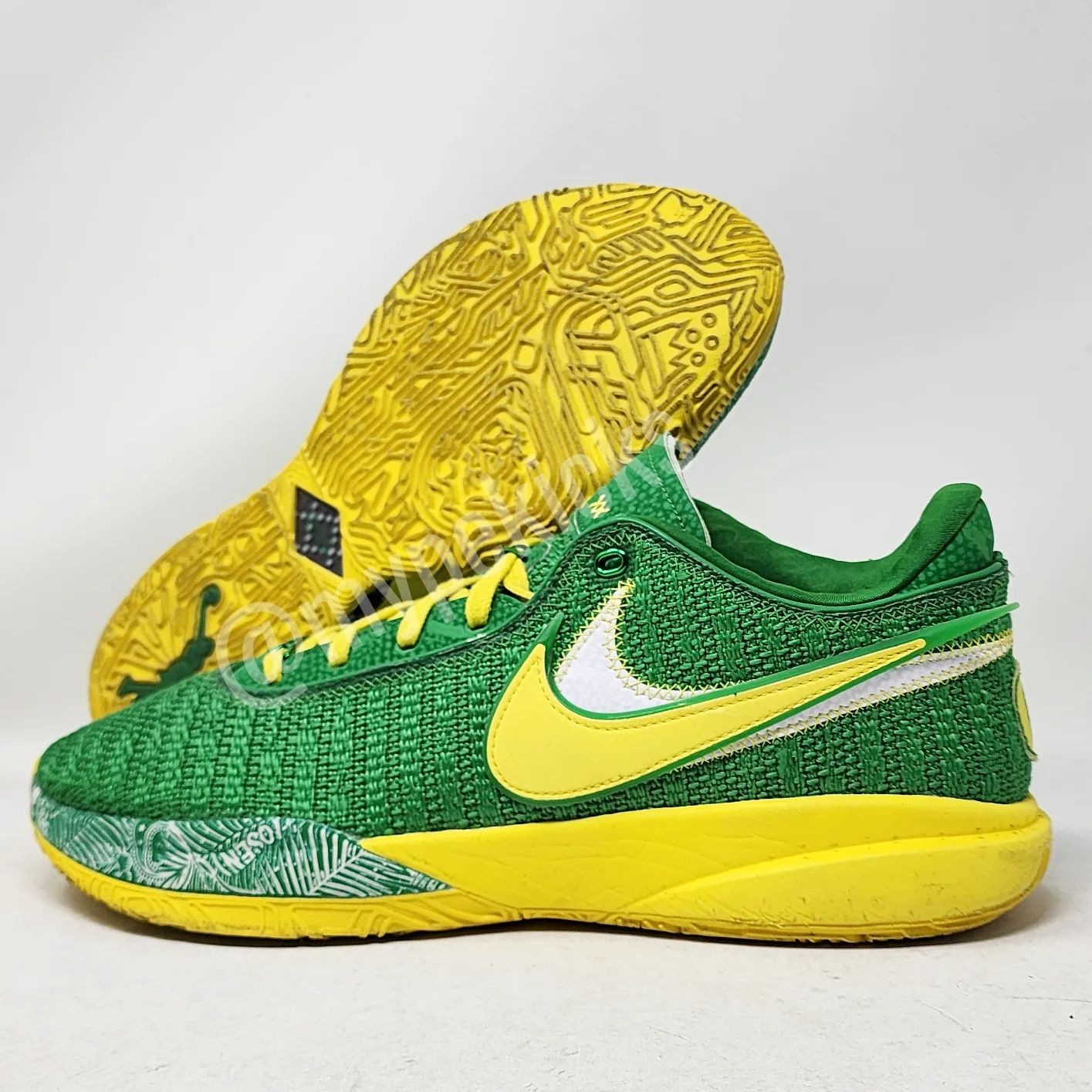 Nike LeBron 20 - Oregon Ducks PE