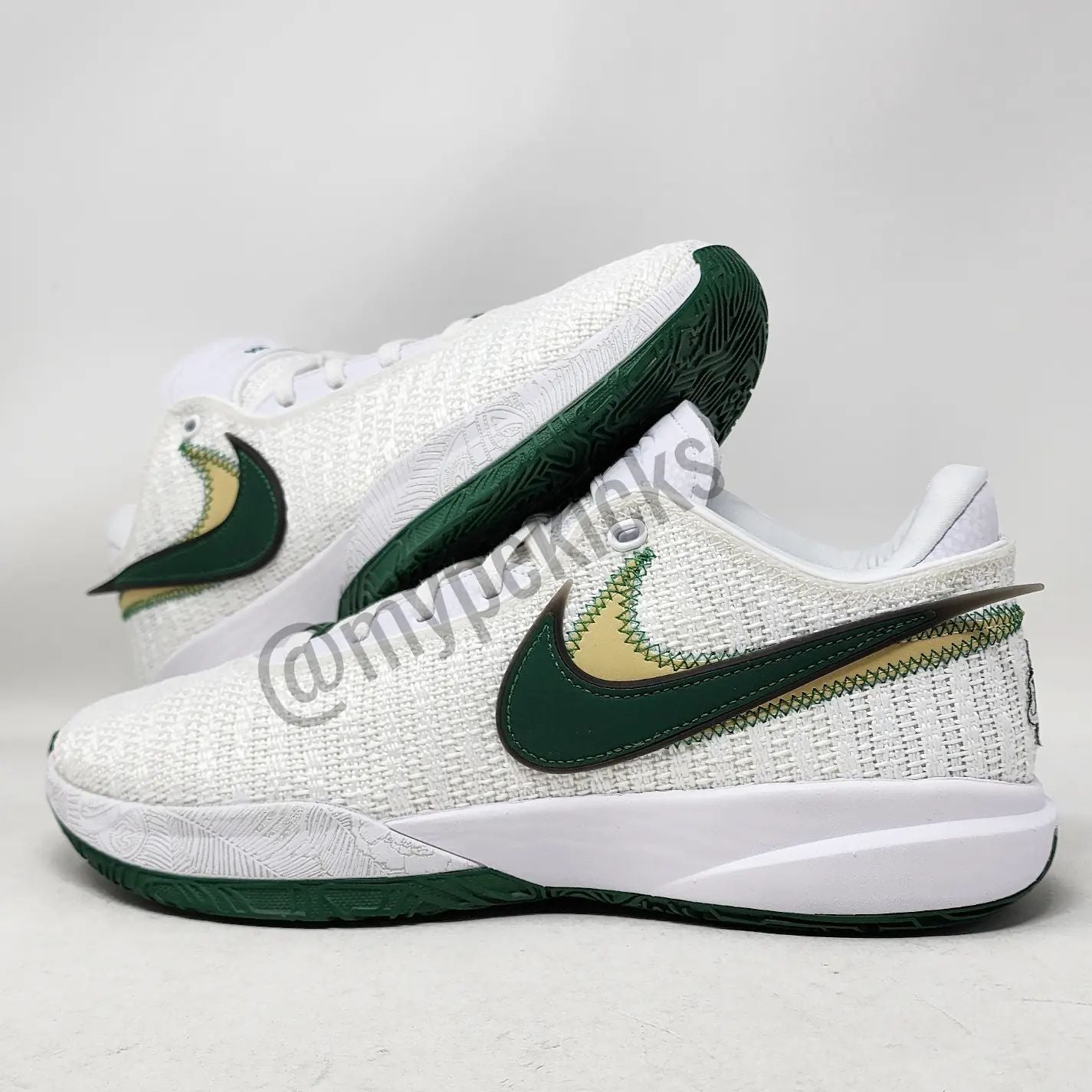 Nike LeBron 20 - SVSM HS Fighting Irish PE