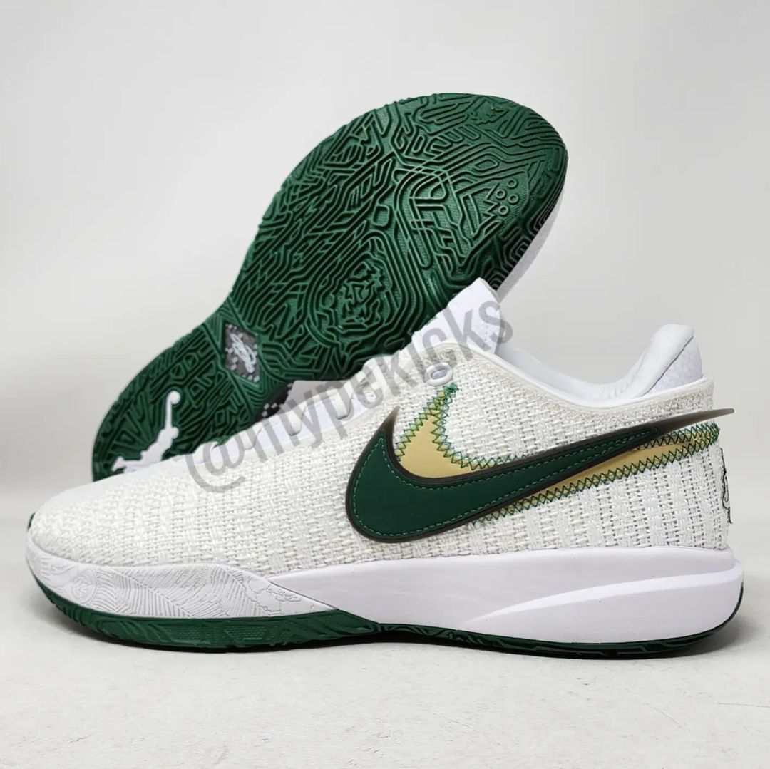 Nike LeBron 20 - SVSM HS Fighting Irish PE
