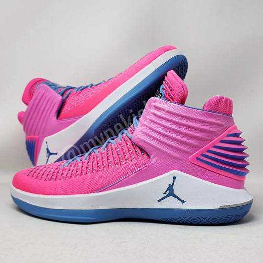 Air Jordan 32 - UNC Tar Heels PE