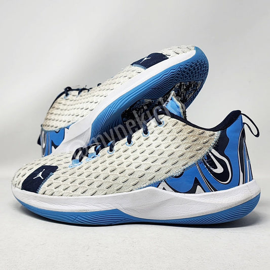 Jordan CP3.XII - UNC Tar Heels PE