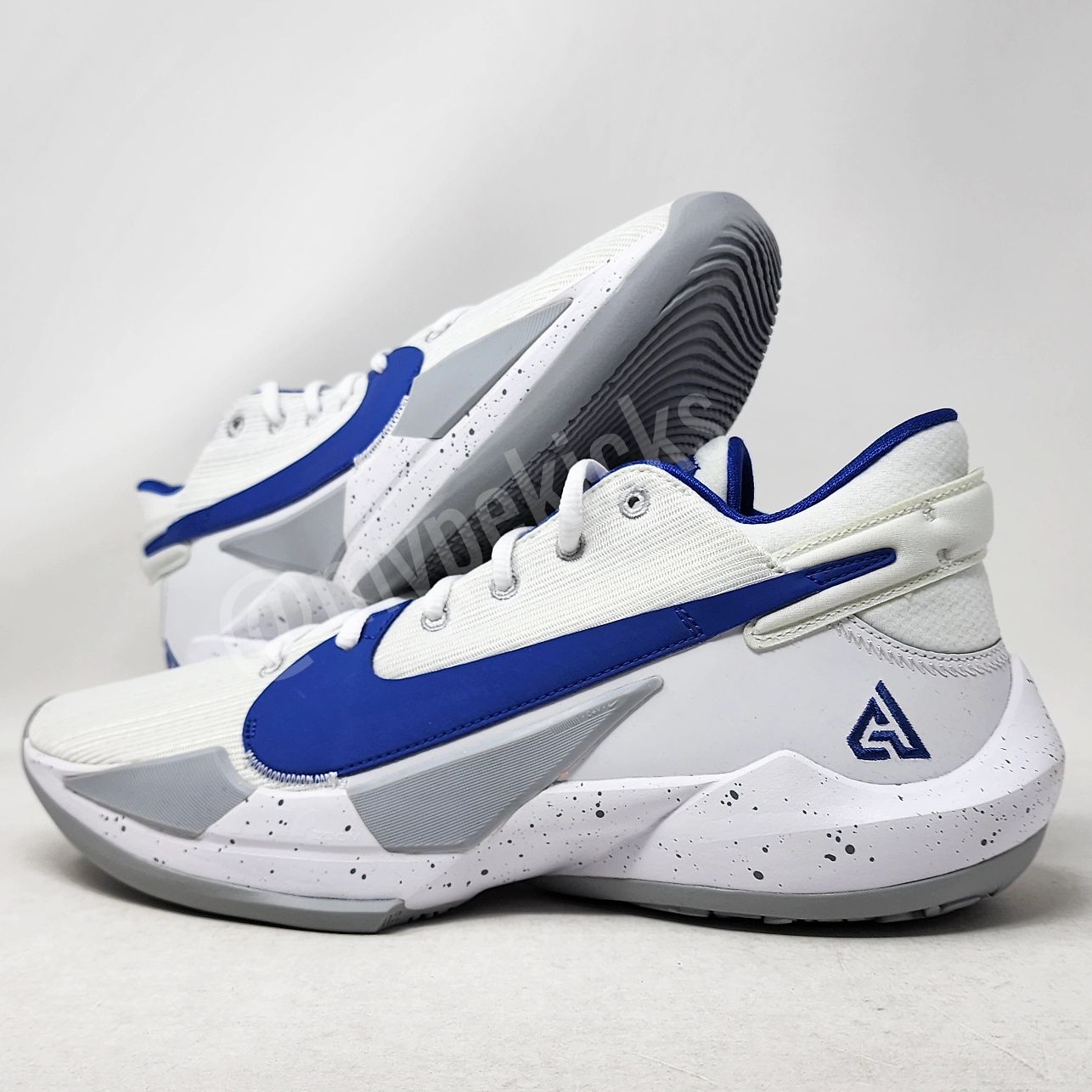 Nike Freak 2 - Kentucky Wildcats PE