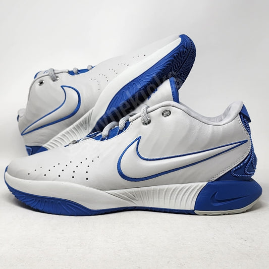 Nike LeBron 21 - Kentucky Wildcats PE