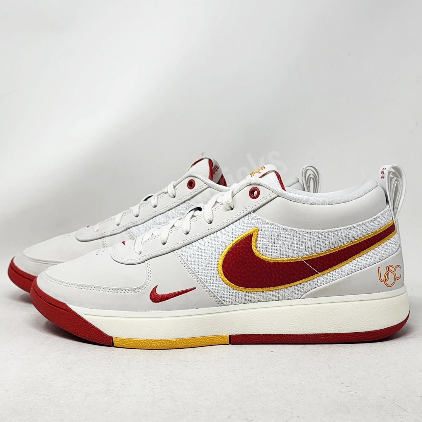 Nike Book 1 - USC Trojans PE