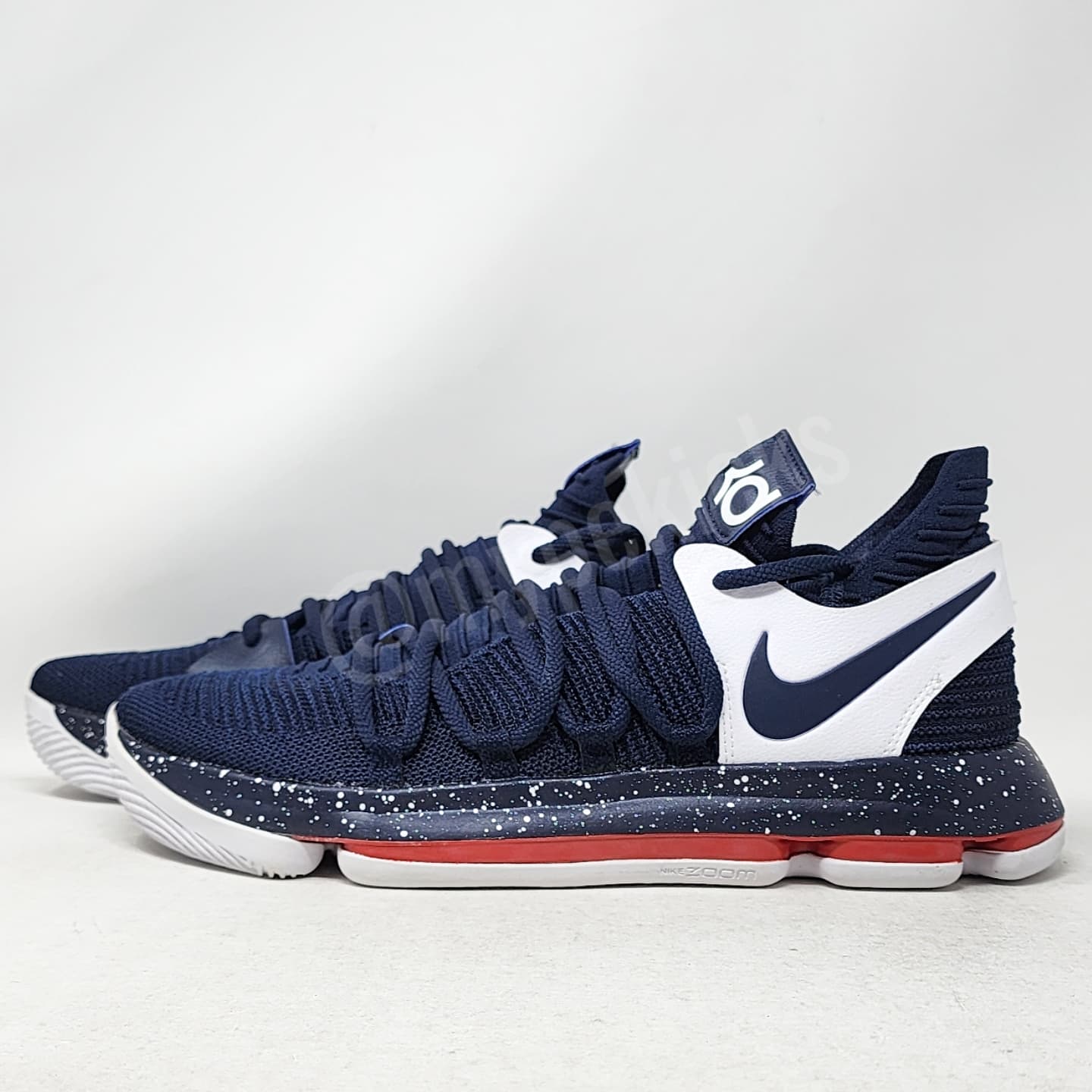 Nike KD 10 - UConn Huskies PE