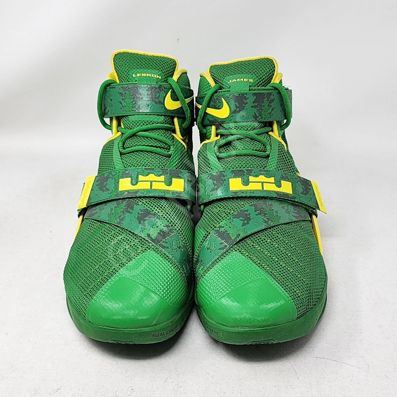 Nike LeBron Soldier 9 Oregon Player Exclusive