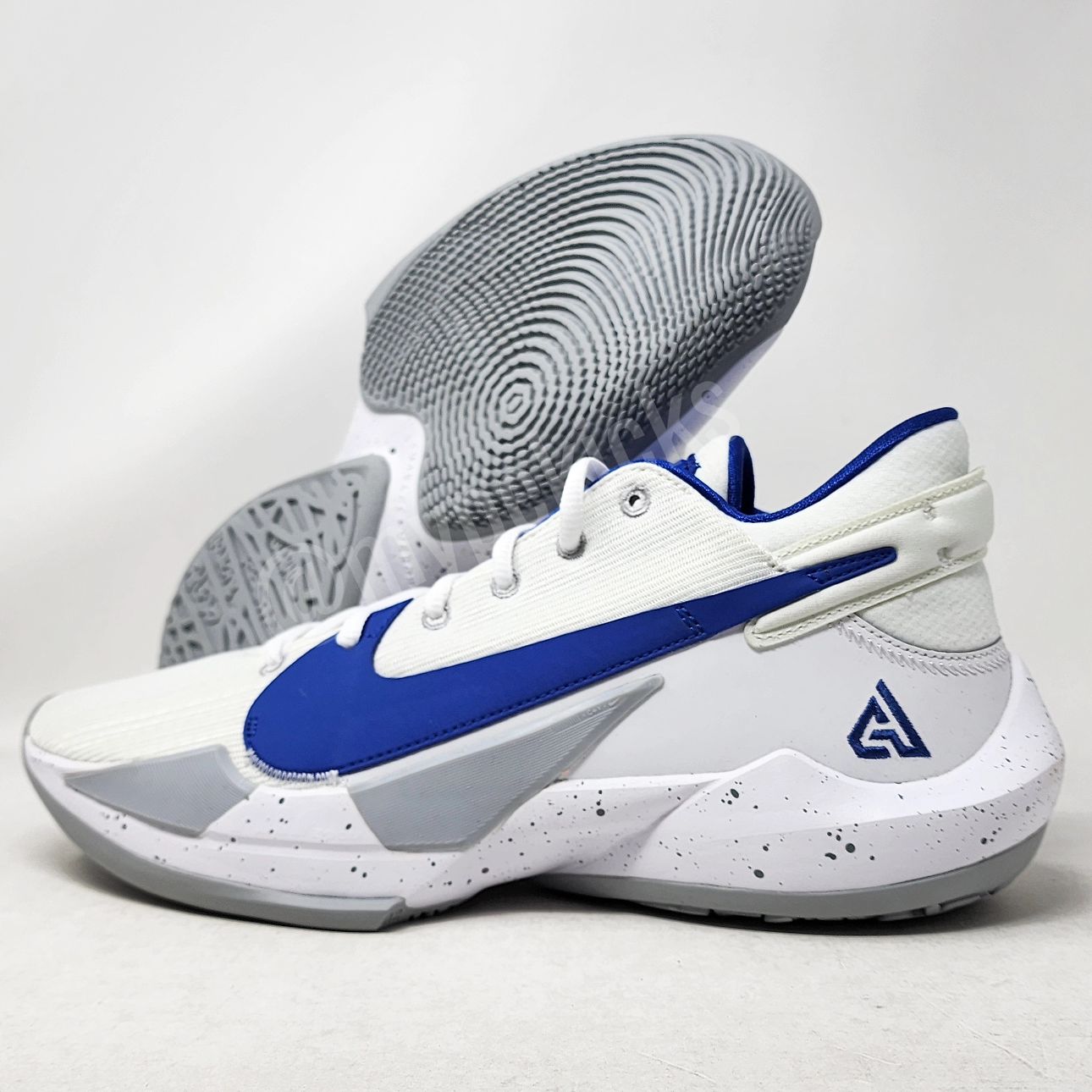 Nike Freak 2 - Kentucky Wildcats PE