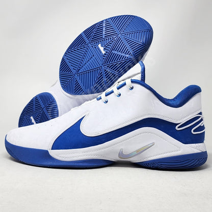 Nike LeBron 22 - Kentucky Wildcats PE