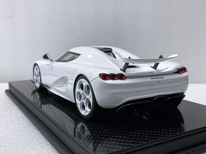 FrontiArt - Koenigsegg CC850