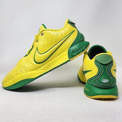 Nike LeBron 21 - Oregon Ducks PE