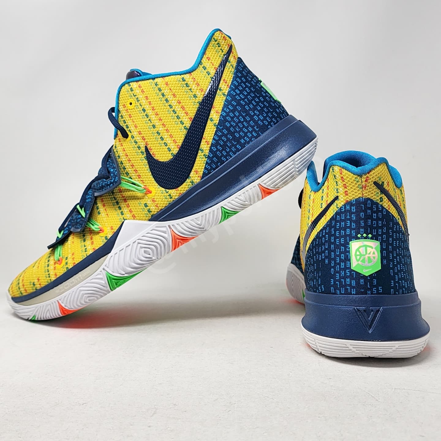 Nike Kyrie 5 - 2019 Skills Academy PE