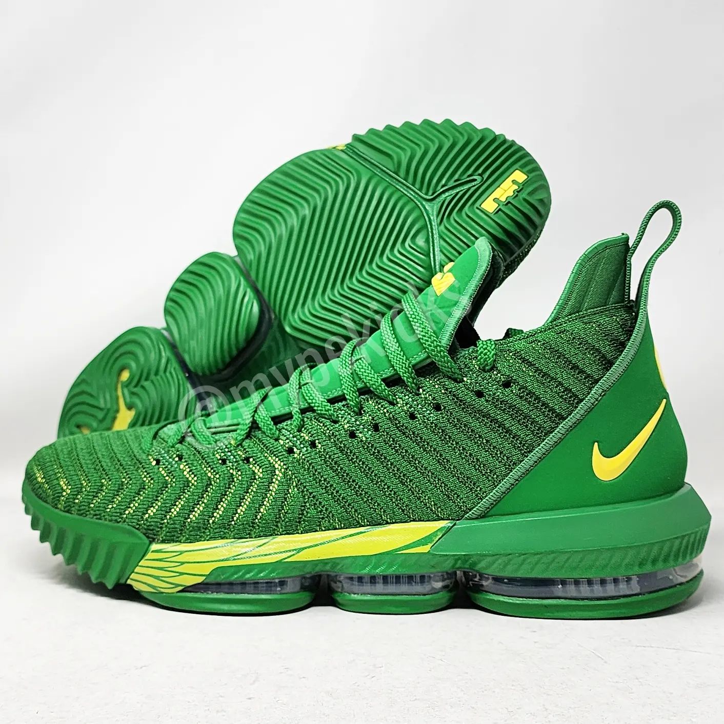 Nike LeBron 16 Oregon Player Exclusive mypekicks