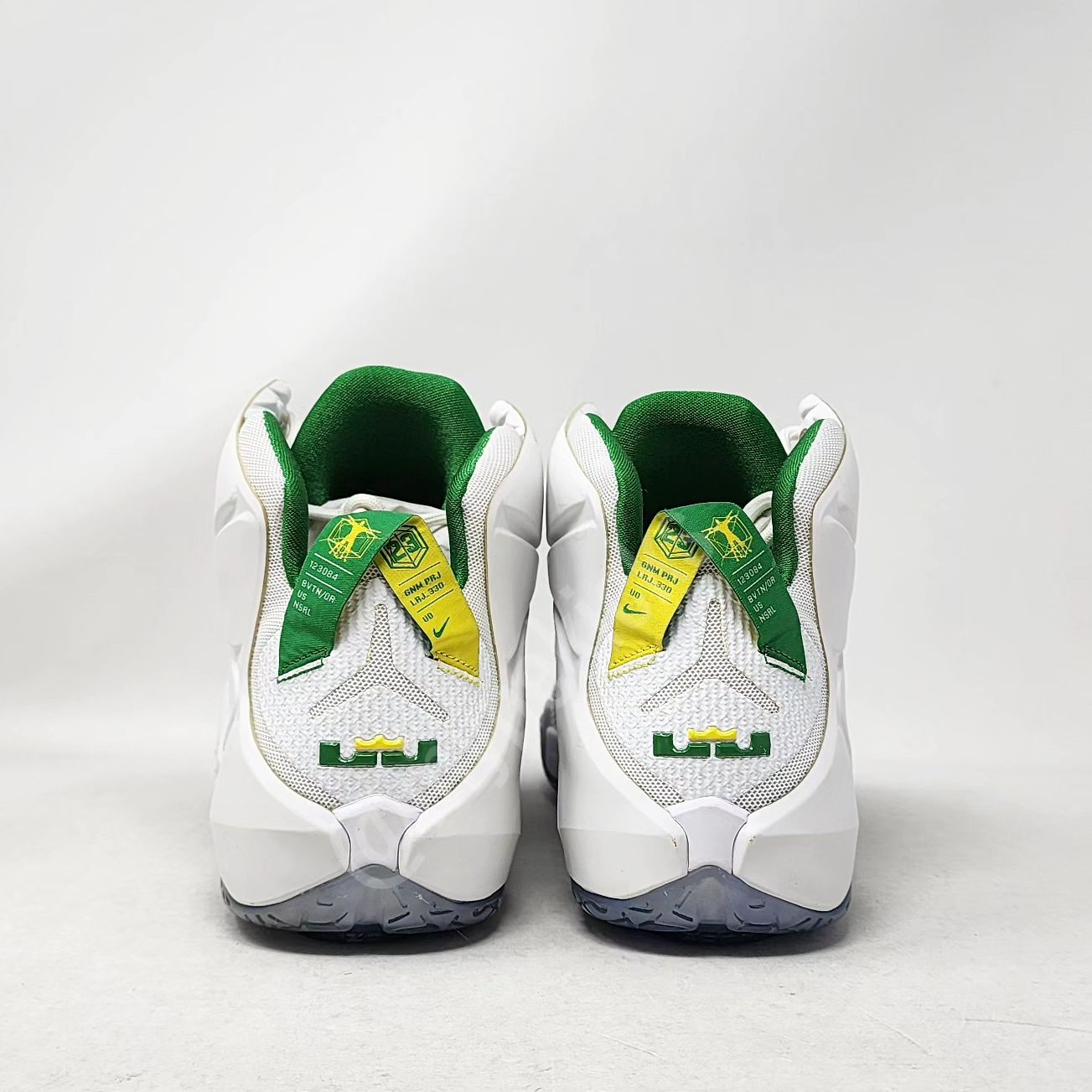 Nike LeBron 12 - Oregon Ducks PE